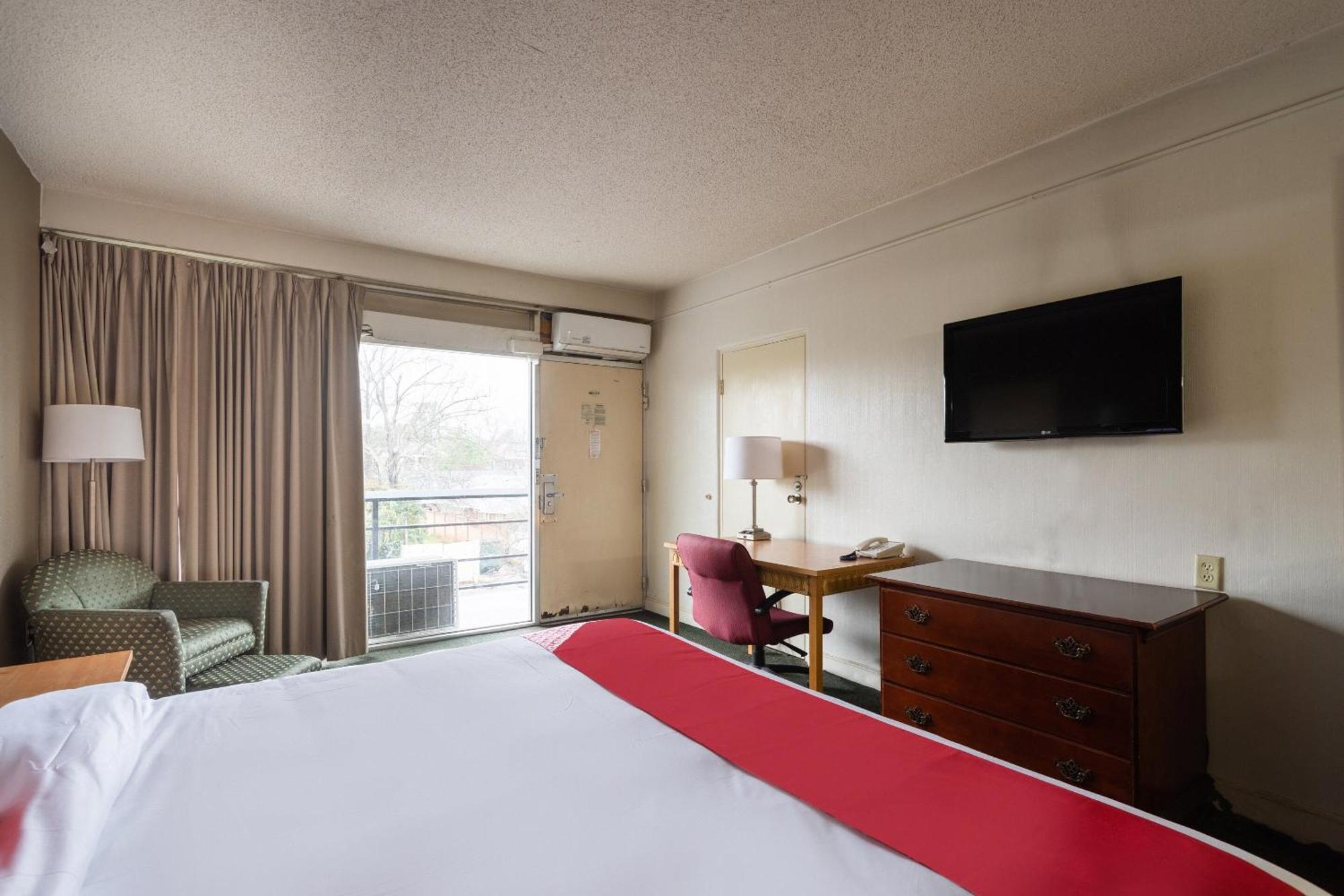 Oyo Sc Downtown Hotel